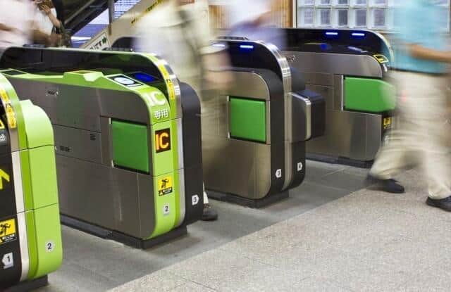 「JRE BANK」グリーン車無料や運賃4割引の優待券が特典に　JR東日本が銀行業を始める意図